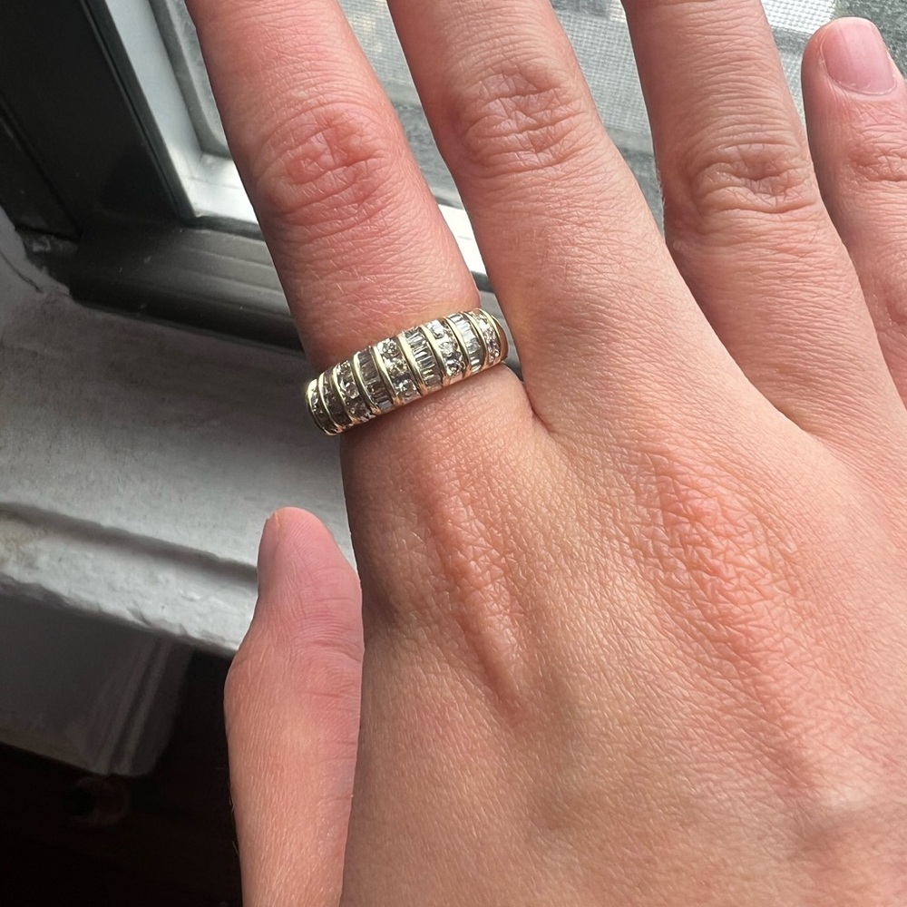 10k diamond dome ring